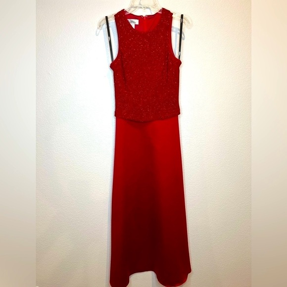 330. Patra Womens Red Holiday Formal Wedding Long Sparkly Sleeveless Dress - Picture 3 of 8